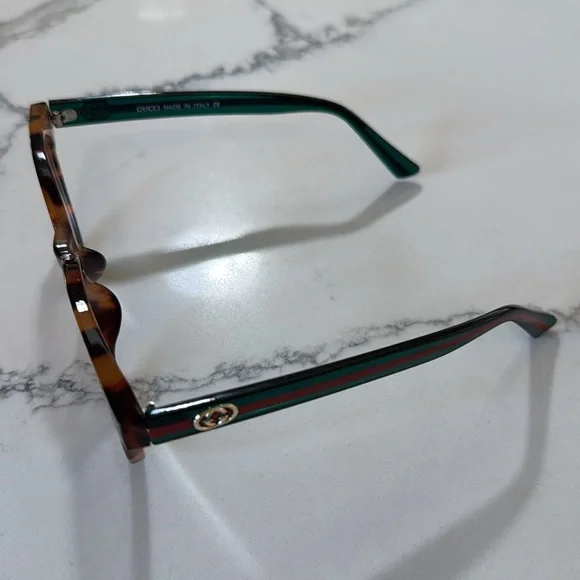 GG G u c c i Tortoise Shell Eyeglasses - Picture 7 of 9
